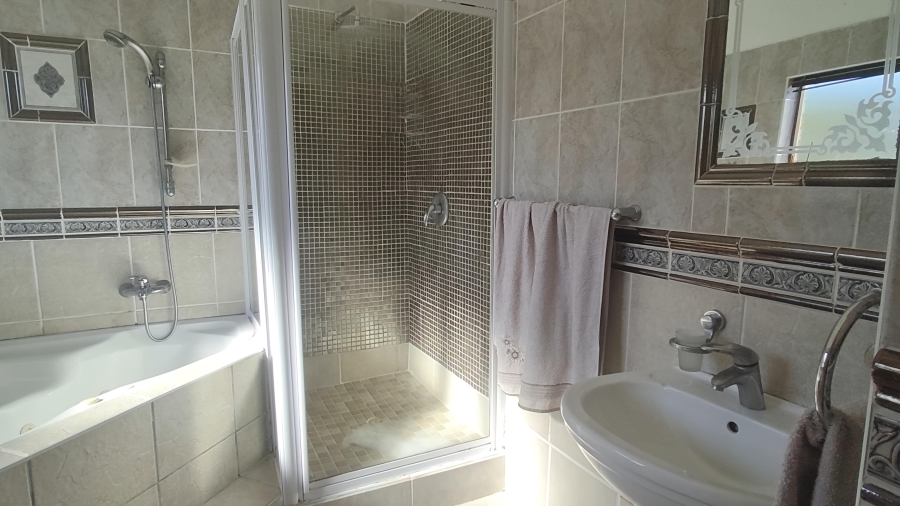3 Bedroom Property for Sale in Kamma Heights Eastern Cape
